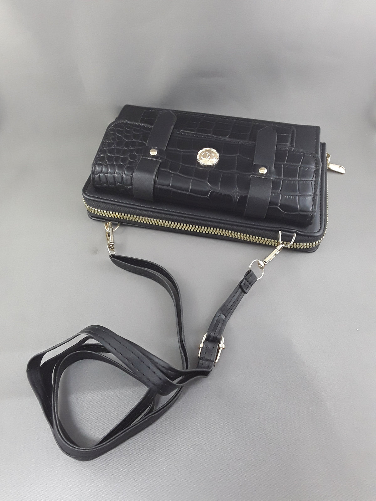 Wallets/Cell Phone Pouch With Cross Body Strap