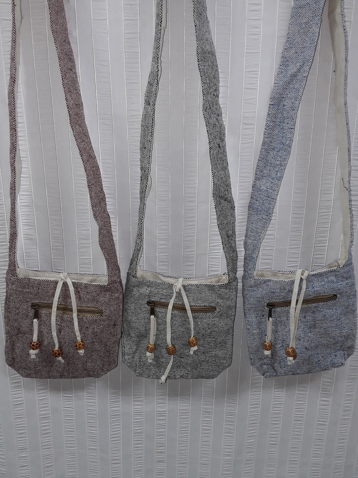 Small Front Zipper Hemp Bag