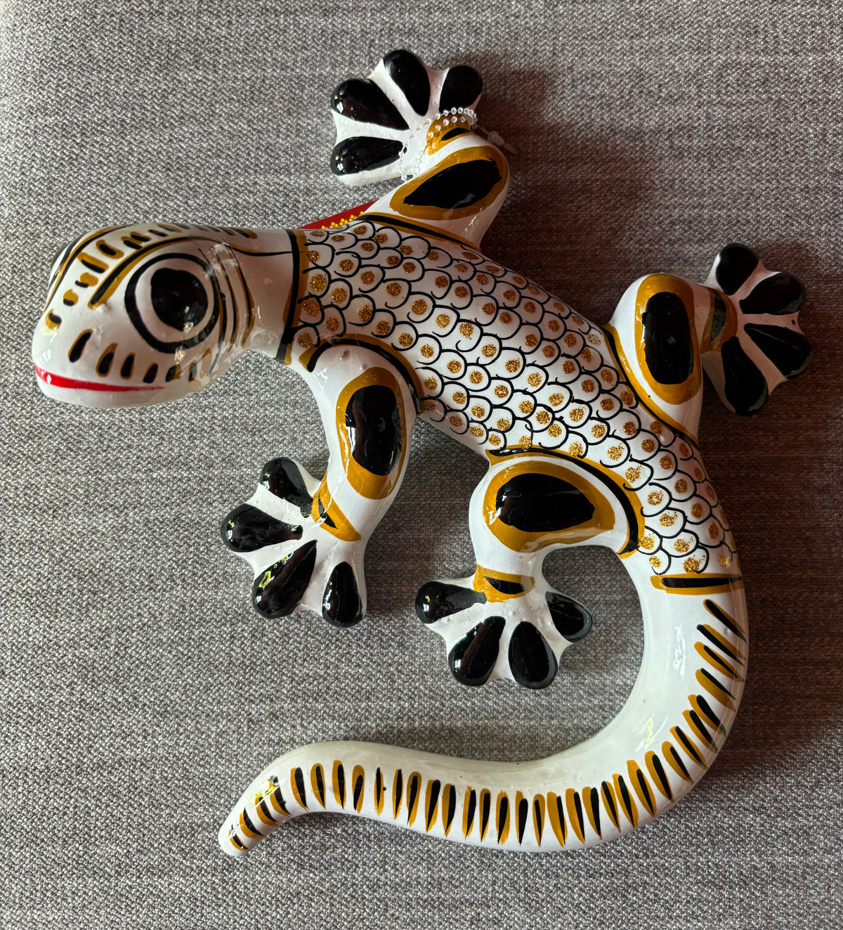 White Ceramic Lizard