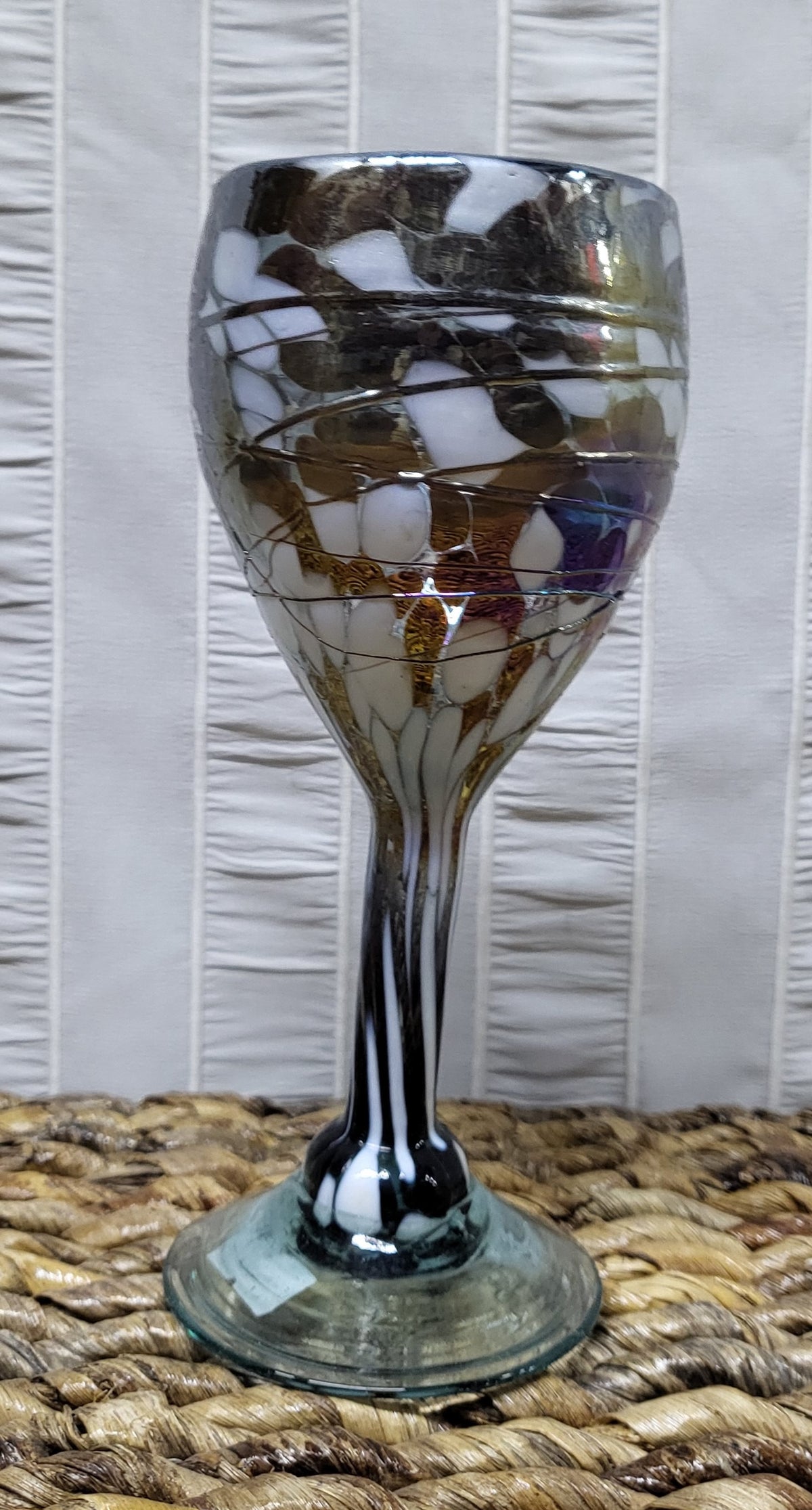 Mexican Hand Blown Lustre And Cafe Wine Glass With Raised Swirl