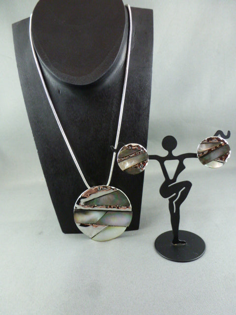 Fashion necklace and earring set FAN 1118 - Birdie’s Nest Inc 