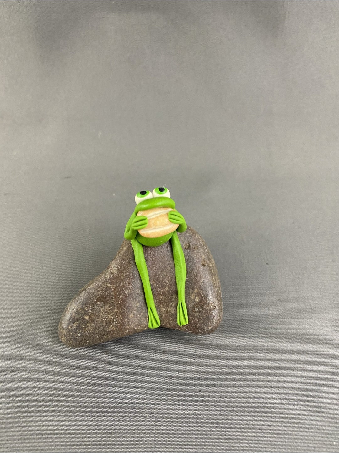 Handcrafted Frogs on a Rock Clay Sitting Frogs Mini Figurines