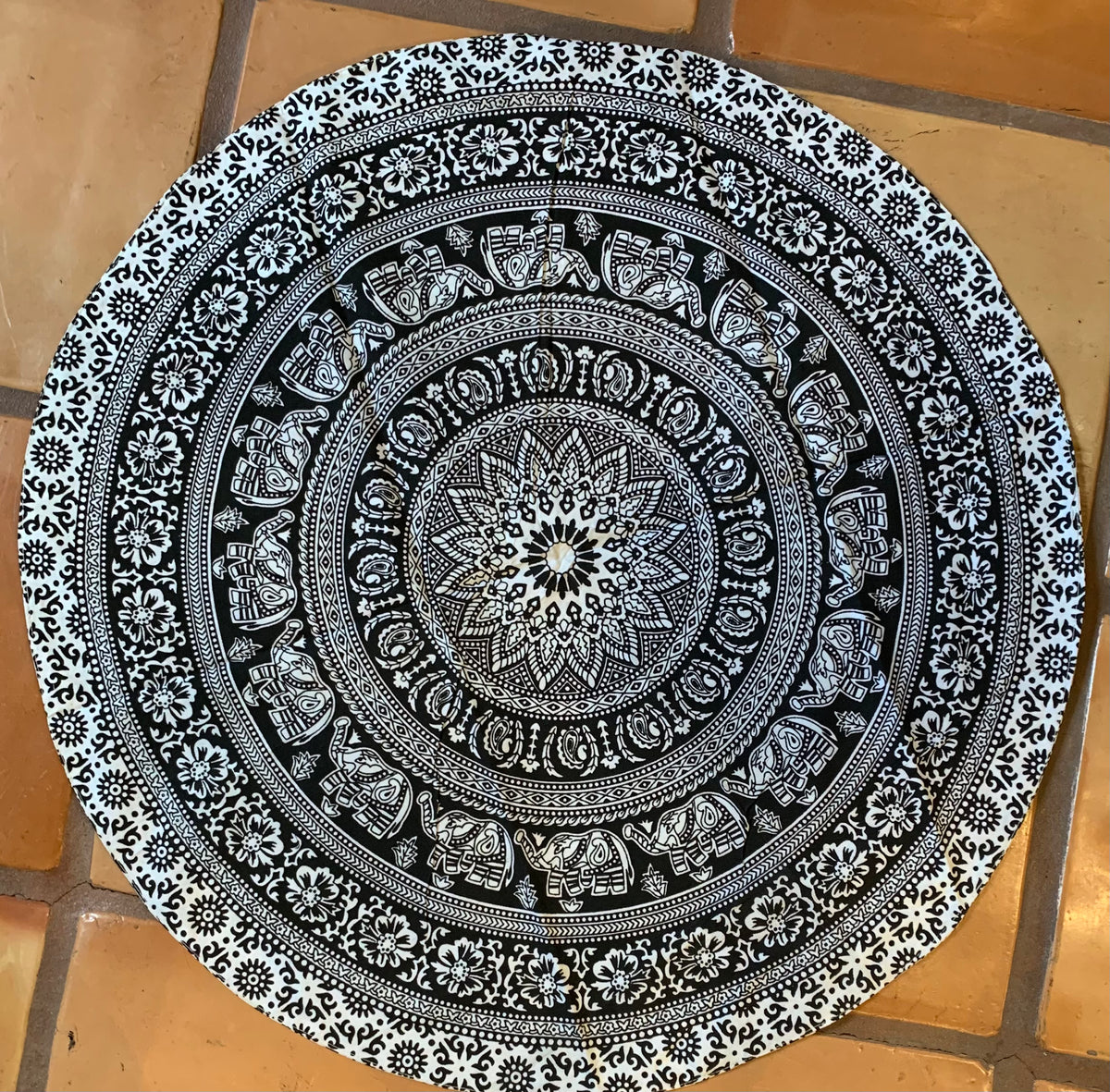 24” Roundies/India CLEARANCE