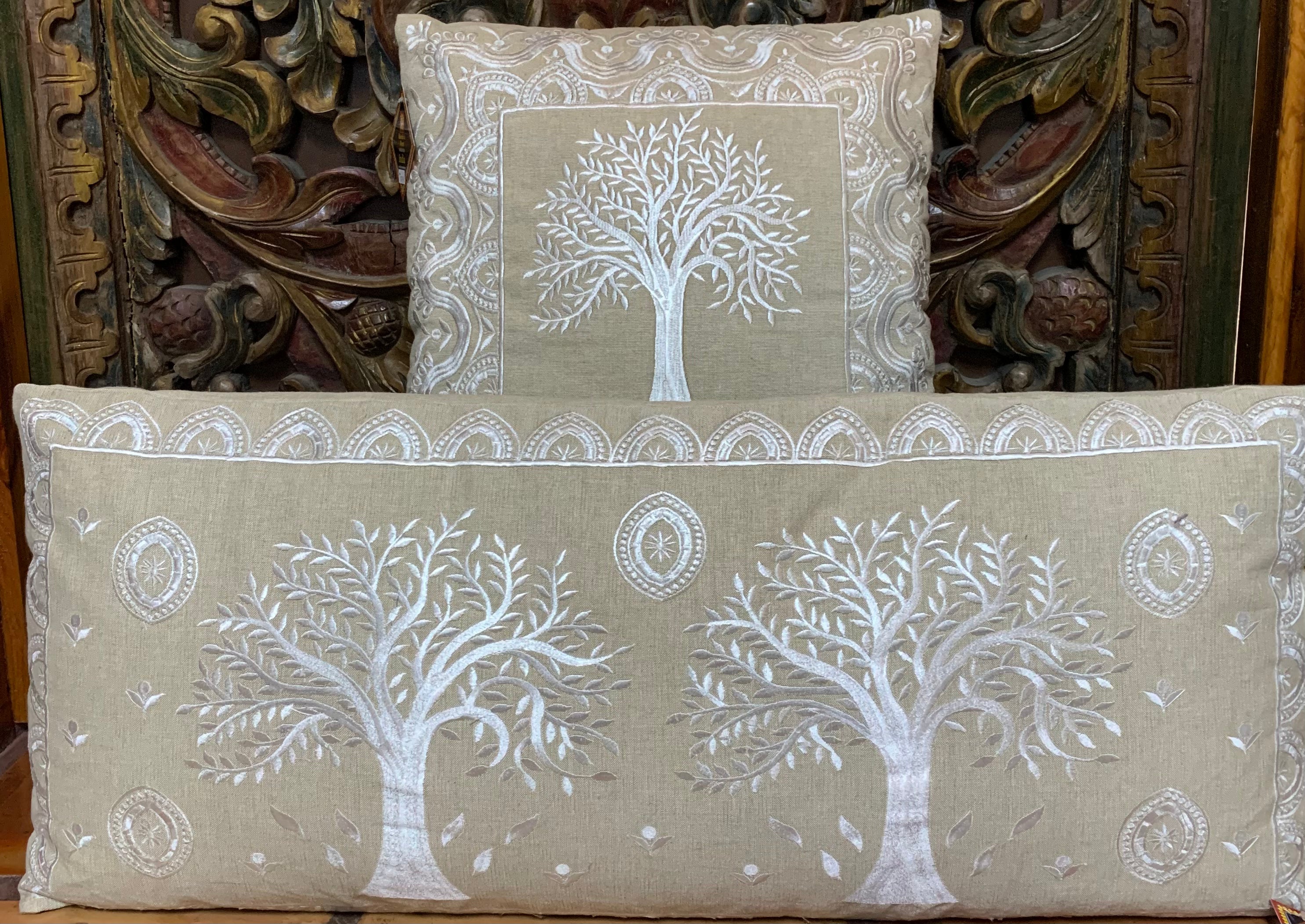 Tree of outlet life cushions